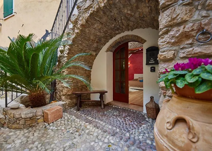 El Volt Affittacamere 3*